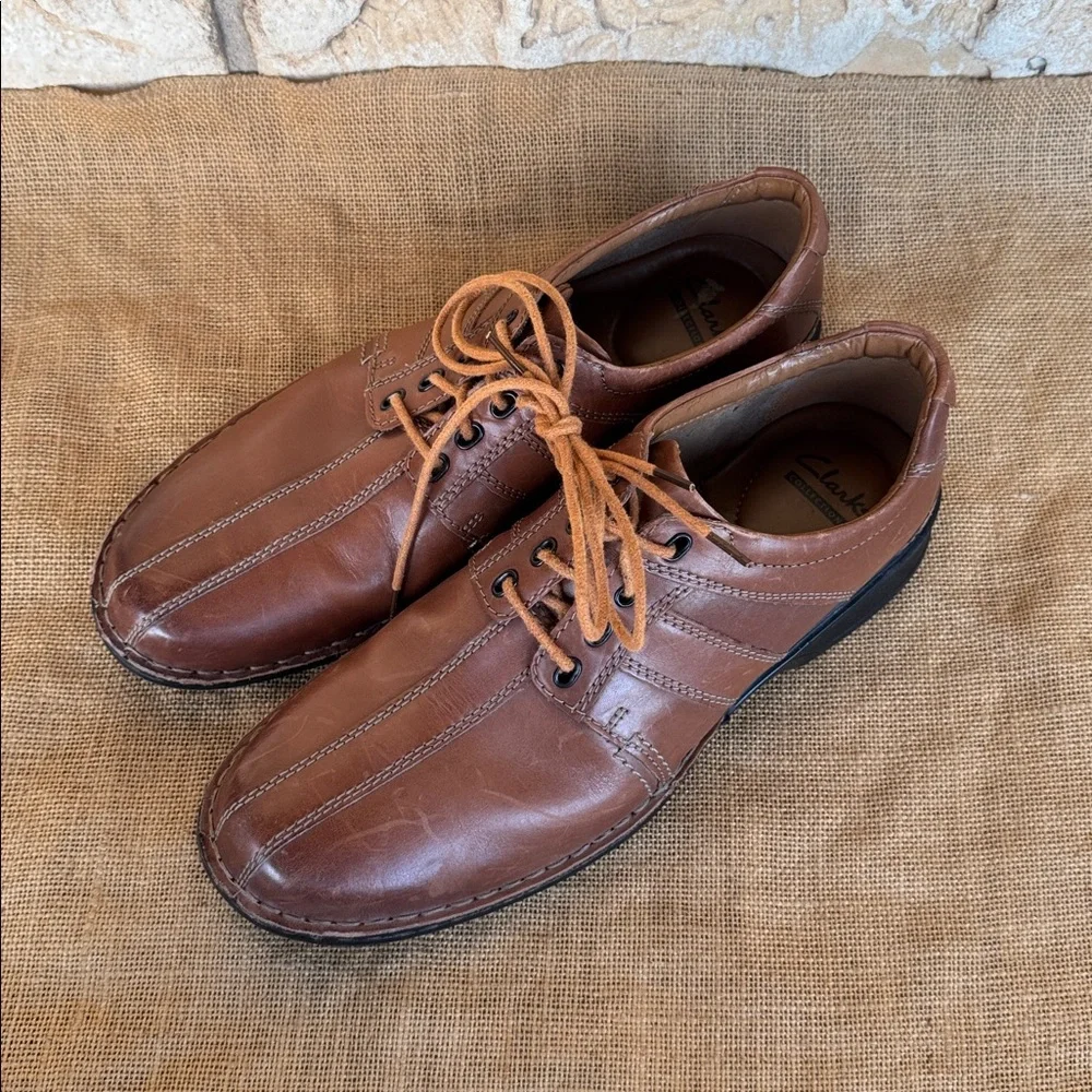 Mens career business, professional Clarks Tan Leather Oxfords Size 10 M